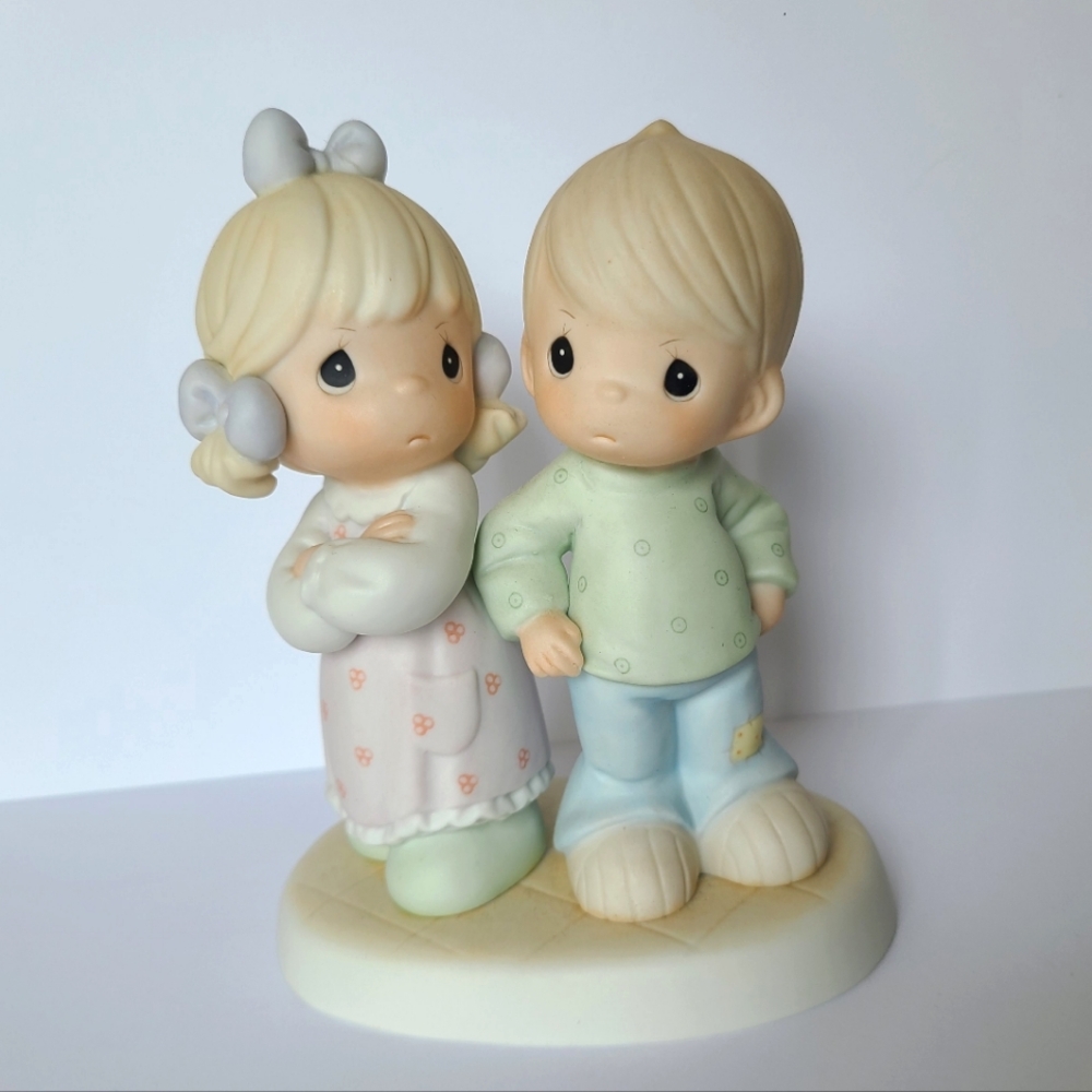 Vintage 90s Precious Moments Couple Collectible Porcelain Figurine